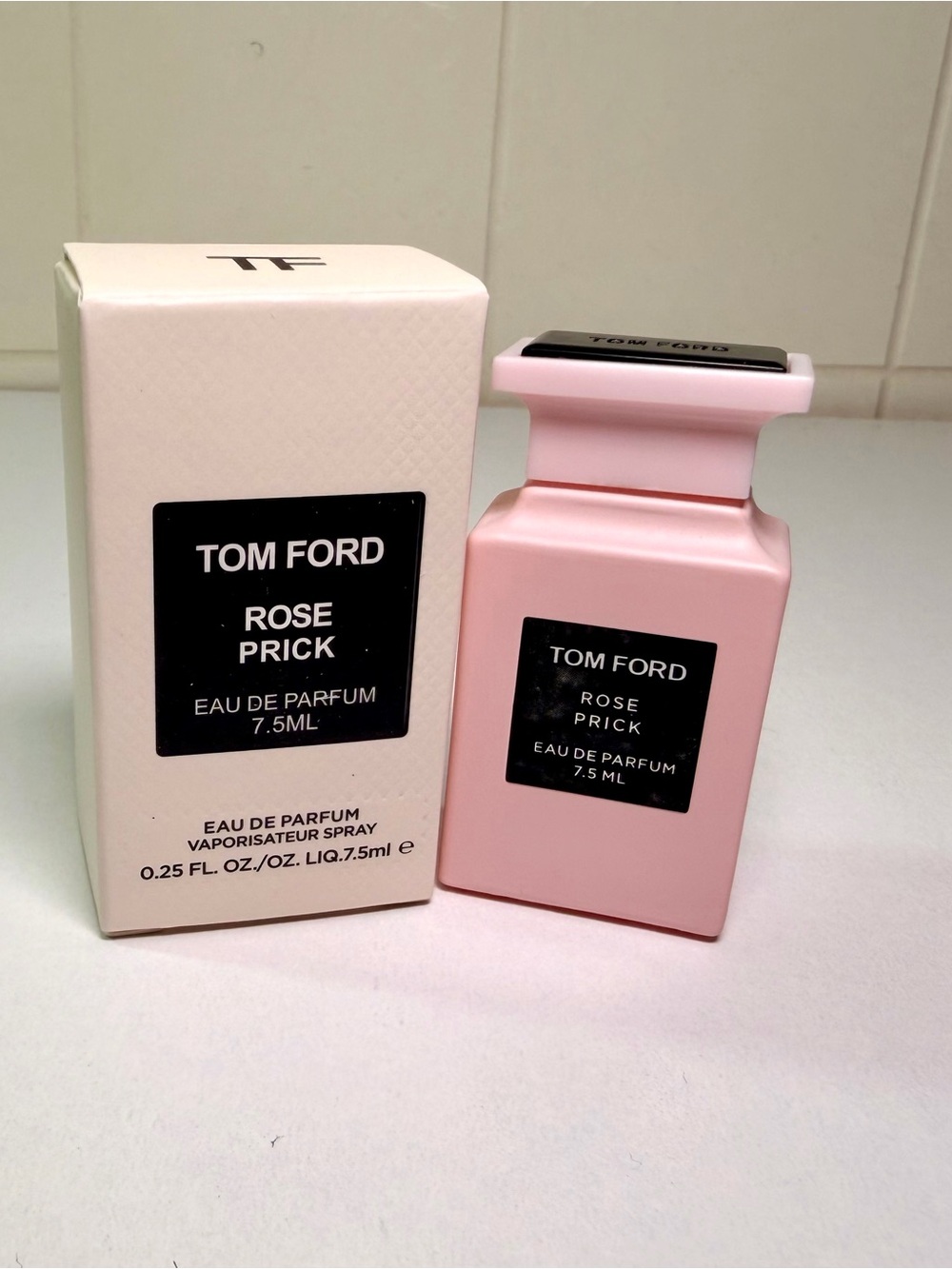Mini Perfume - Picture 2 of 2